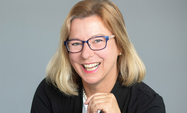Insa Simon-Graham, MBA